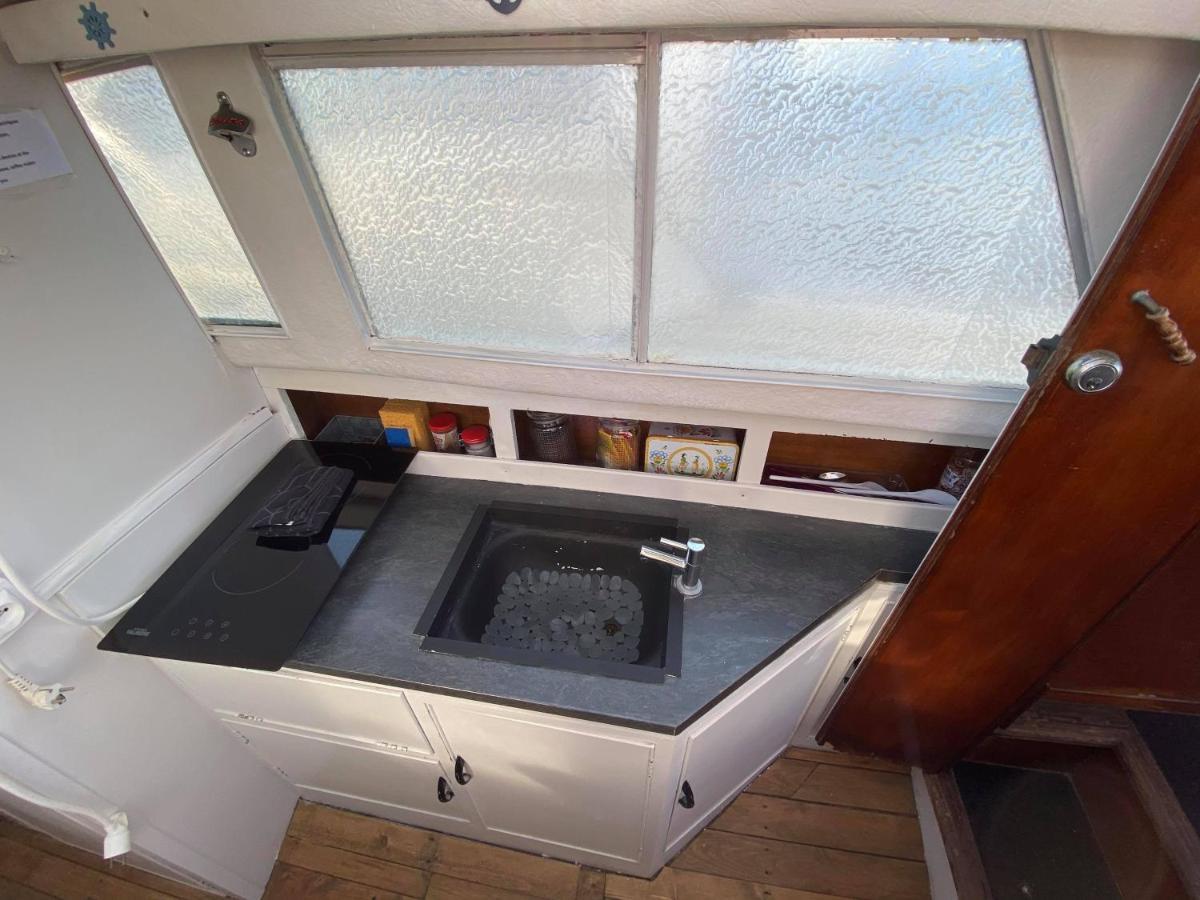Bateau L'Etoile, Romantique, Apaisant, Ideal Pour Un Couple Ouistreham Exterior photo